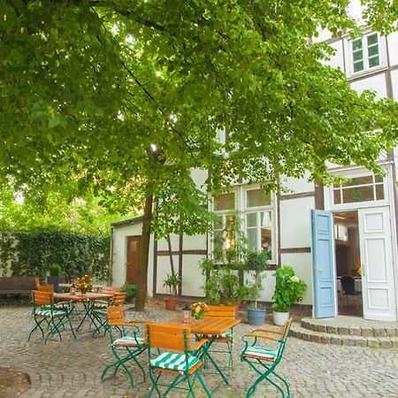 Landgasthaus & Hotel Lindenhof Кёнигслуттер-ам-Эльм Экстерьер фото